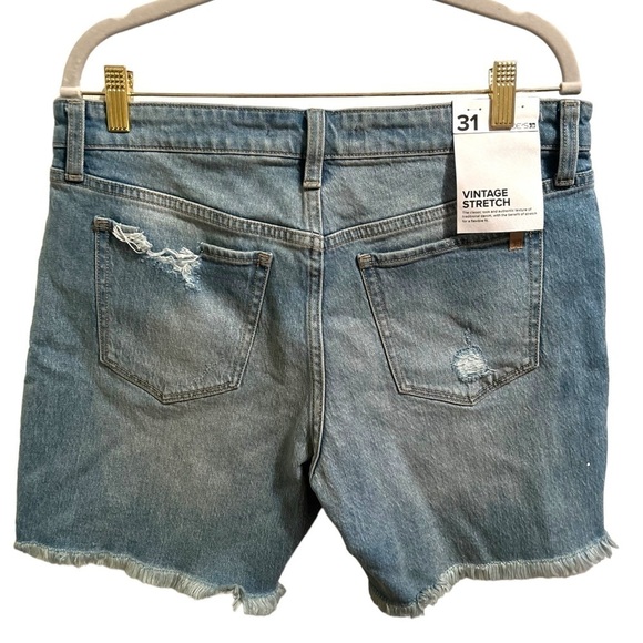 Joe’s Jeans NWT Blue Distressed Vintage  Denim Shorts in Sz 31 - Picture 3 of 6